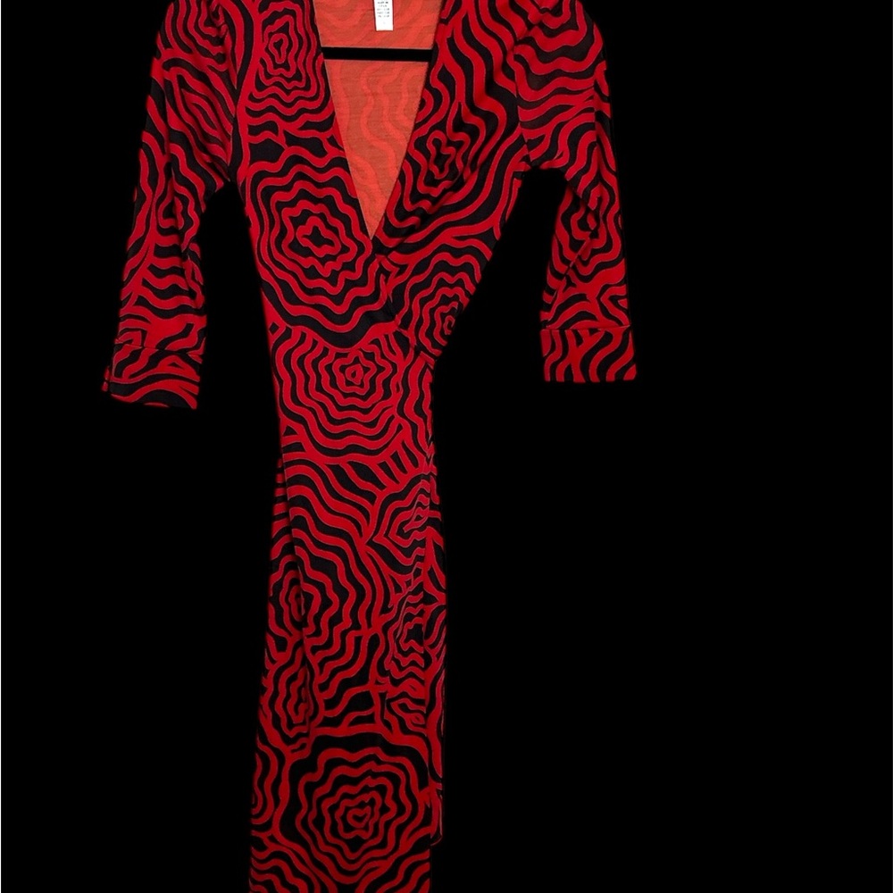 Diane Von Furstenberg Vintage Red and Black Signature Wrap Dress